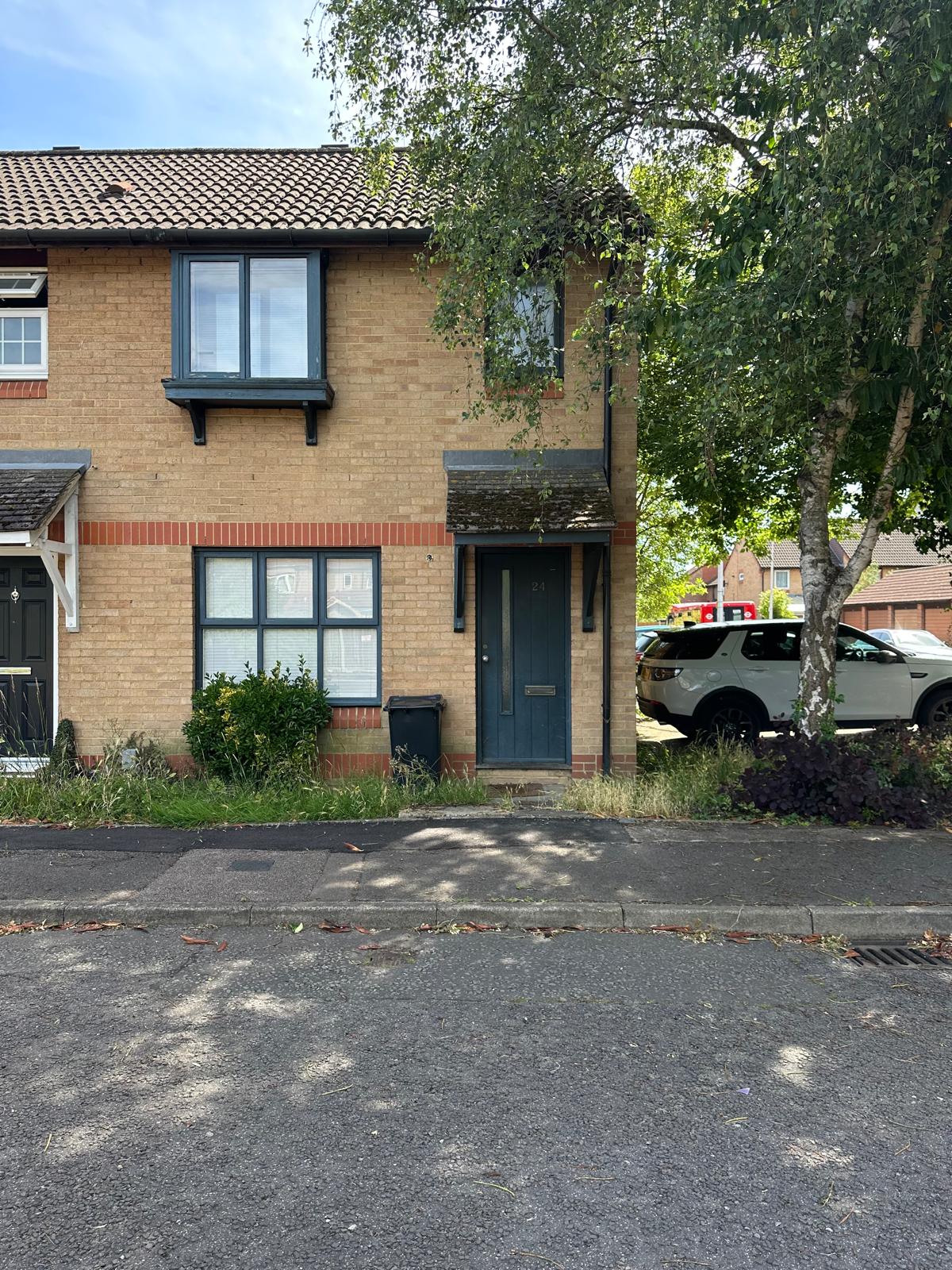 3 Bed End Terraced House, IG8